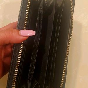 Black Zara wallet
